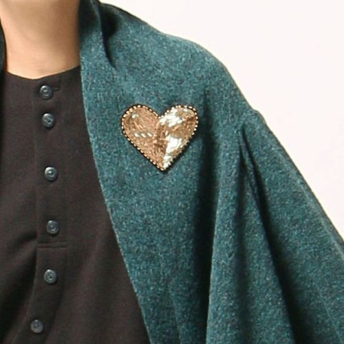 小竹正
jalanjalan ハートブローチ