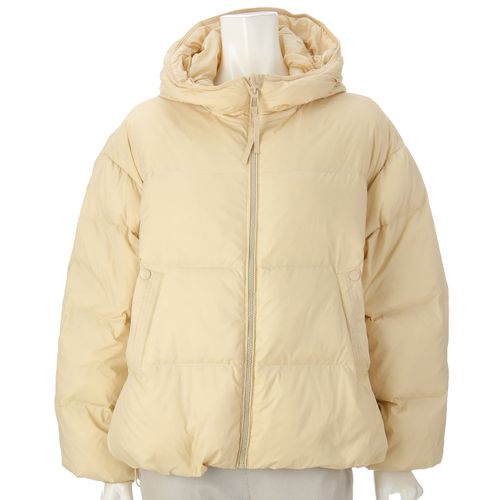 マキレディ
フード付きダウンジャケット