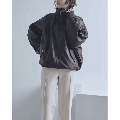 山本定
リブ使い合皮ブルゾン