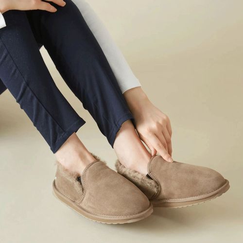 195283055134







ＳＴＯＫＥ　ｃｏｍｐａｎｙ
EMU ショートムートン Stinger Reef