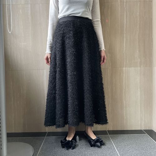 一珠
一珠 NOUQUE ラメカットジャカードセミAラインフレアスカート