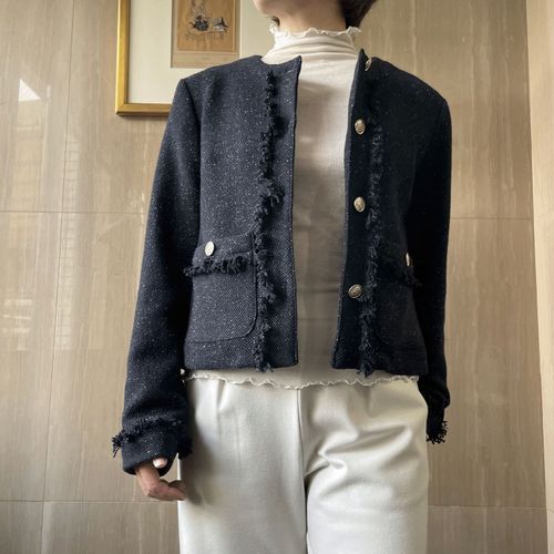 一珠
一珠 KOKIA ウールカラミツイードジャージーフリンジジャケット