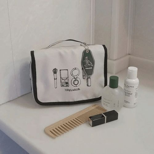 4549531719839







エース東京本社
HAyU×ace トラベルポーチ