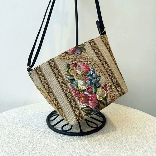 はちや
ThinkBee！ アウリガ ショルダーバッグ