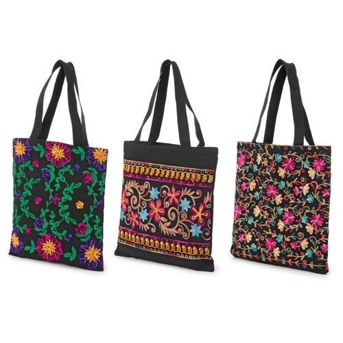 サード　コレクション
刺繍トートバッグ