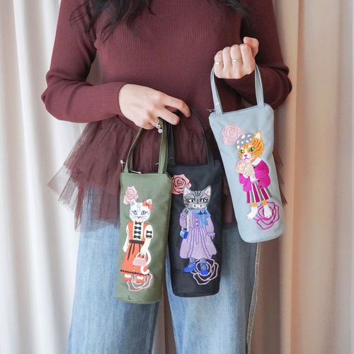 サンモト
ネコ刺繍吸水マルチケース