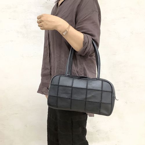 4573312305423







アンビリオン
PEAKSPEAK 牛革パッチワーク横型トートバッグ