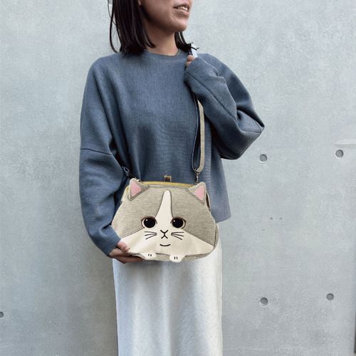 ターンオーバー
ネコがま口ショルダーバッグ