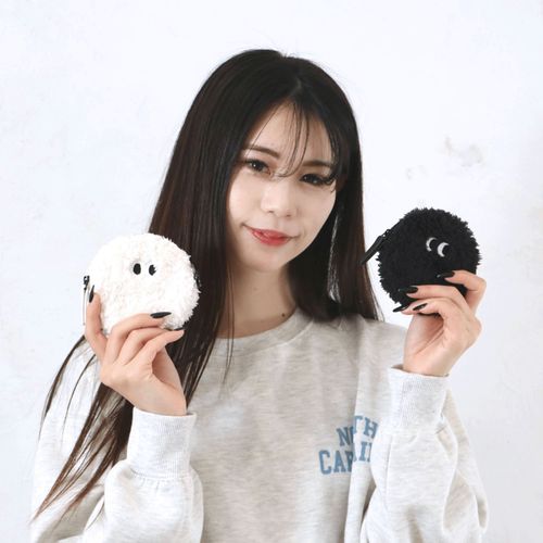 4550521084660







センバドー
モンスター丸型ポーチ