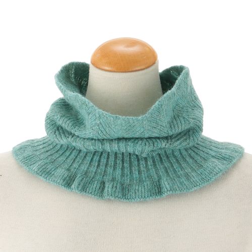 クレール
モヘア調レース編みネックマフラ－