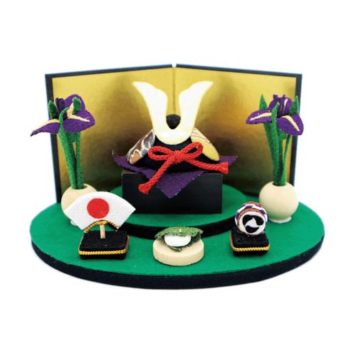 55350060



丸全
端午飾り 初陣飾り