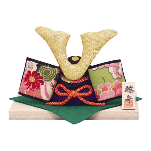 2-568



リュウコドウ
友禅柄 兜飾り