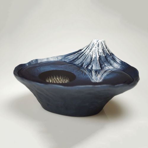 4560399732853



NAFT-077-NBU



ナガエプリュス
銀雅堂 さかさ富士花器 青富士