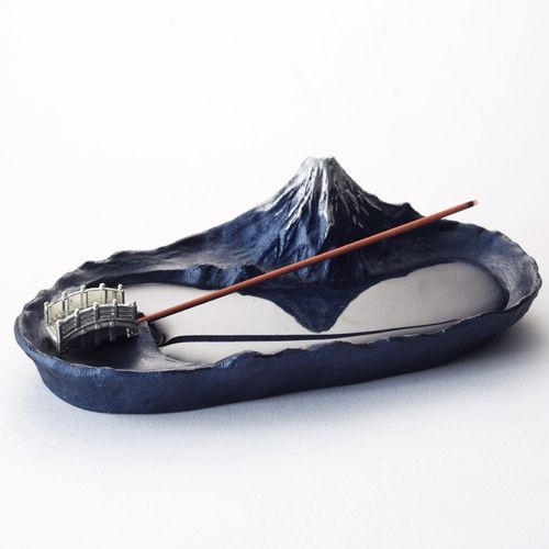 4560399733300







ナガエプリュス
銀雅堂 さかさ富士香立