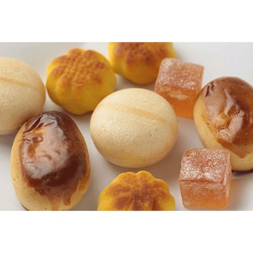 4992107851837



851039



青木光悦堂
秋味の実り（半生菓子ミックス）