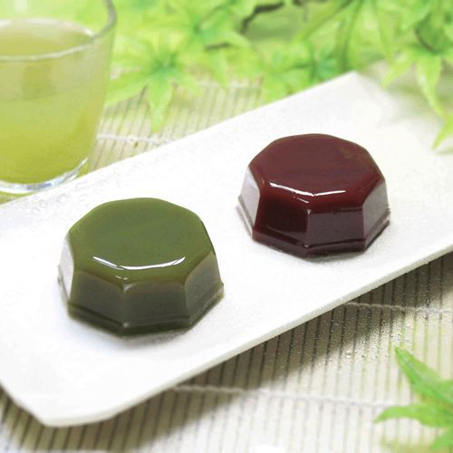 4903664101082







和晃
京伏見菓匠 和晃 水ようかん 12個入