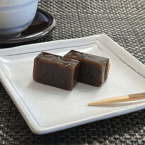 4962502402064



38G



望月茶飴本舗
ひとくち羊かん 黒ごま