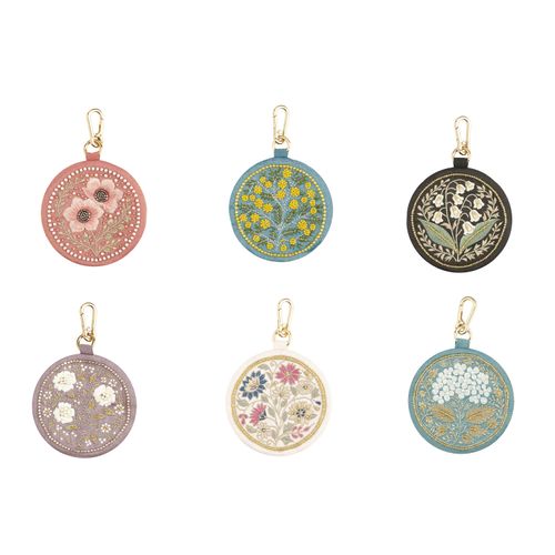 4952317890309







キシマ
フラワーモチーフ キーポーチ