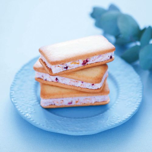 4582580111735



風美庵
苺のワルツ あまおう苺のバターサンド16個入り×12箱