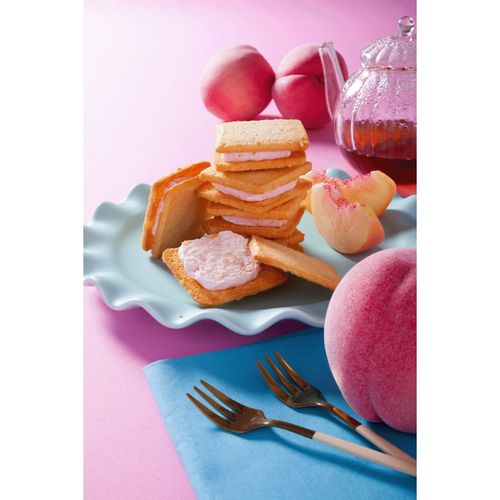 4582580112411



風美庵
大阪ピーチ・バターサンド3個入×40箱