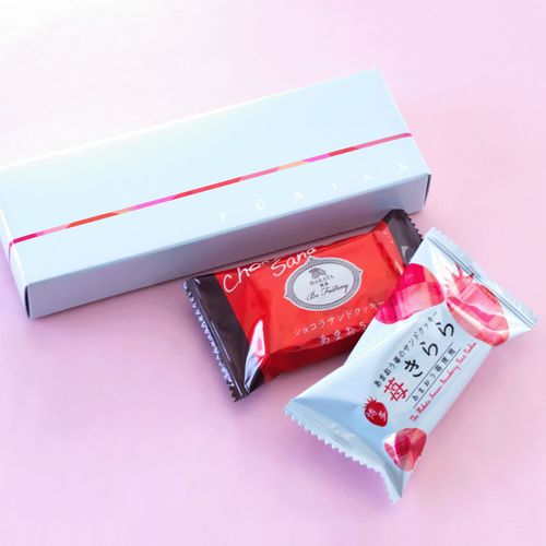 風美庵
あまおうサンドクッキー2個入り×100箱