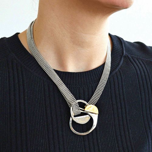 MERCURY



エム・アイ・シー
アンマリー・シャニョン ネックレス Mercury