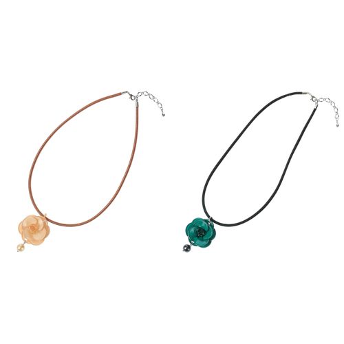 ジェノバ
フラワー紐ネックレス