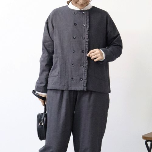 ノンノ
cloudnine ノンノ 前開きフリル付きダブルボタンジャケット