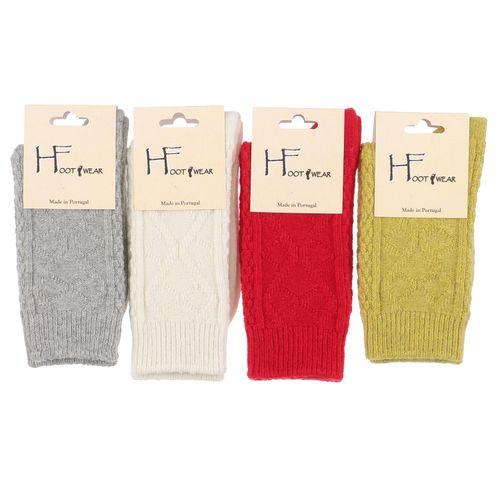 ｕｎ　ｔｉｅｒｓ
H FOOTWEAR ARAN ダイヤ編み ソックス