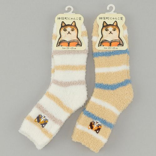 4550728006762







助野
にゃんこ堂 モール三毛猫刺繍 ルームソックス