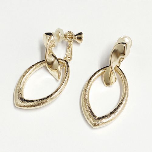 4582592102660







ニコット
2WAY ウルトラフィットイヤリング