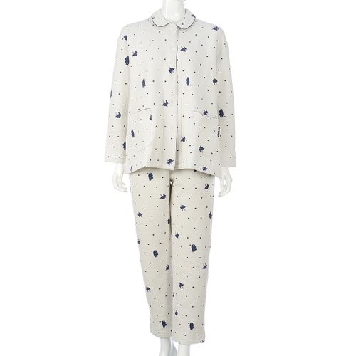 4547533806632







荒川
×ニットキルト シルエットジャカード パジャマ