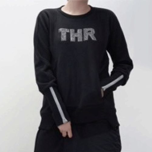 Ａｓｈｌｅｙ＆Ｂｒｏｓ
33℃ マイクロフリースポンチ迷彩スパンコールクルーネックプルオーバー