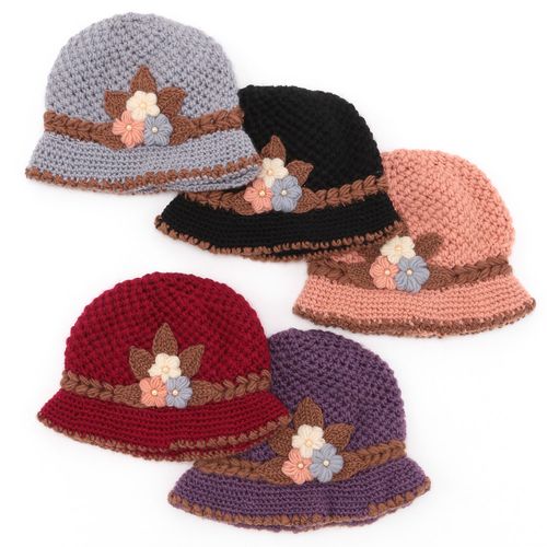 カワタニ
三輪花ニット帽