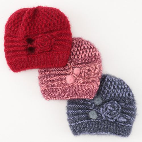 カワタニ
裏ボア玉飾り編みニット帽