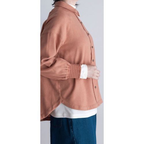 4582603507538







ノースオブジェクト東京
LILASIC ギャザーカフスブラウス