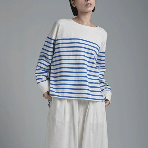 イコール
T．Tutie パネルボーダープルオーバー