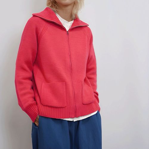 フク
fu－duekaジップカーディガン