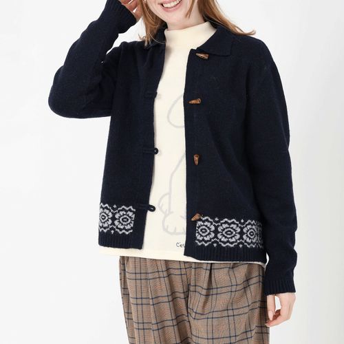 ジジョン
T’BIS STUDIO ウール混ジャカード襟付きトグルボタンカーディガン