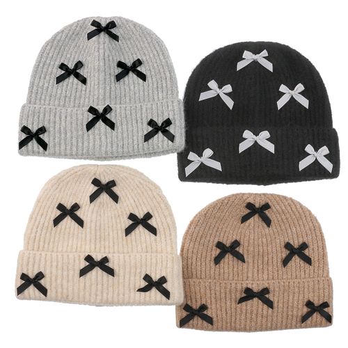 サード　コレクション
ウール混リボン付きニット帽