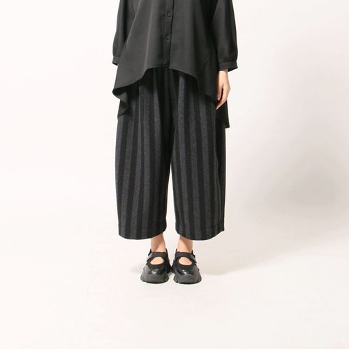小竹正
jalanjalan ウールストライプパンツ