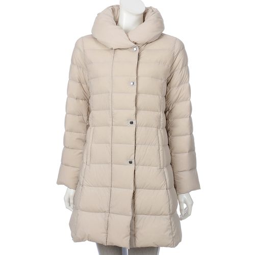 玉一商店
ストレッチダウンコート
