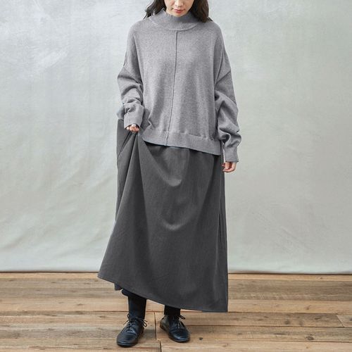 カプリ
teMite ニット×布帛ドッキングワンピース