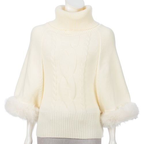 チャーミング
タートルネックニットポンチョ