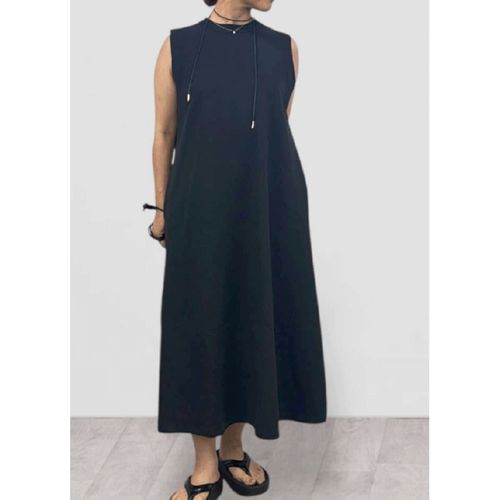 ブルーベル
QTUMU スリーブレステントドレス