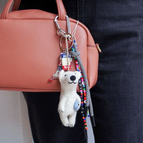 4573312315415







アンビリオン
cachecacheアニマルチャーム