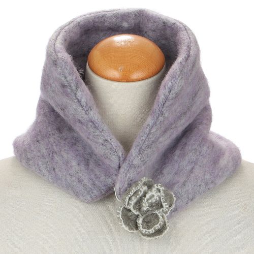 インディラ
インド製 コンパクトフラワーマフラー