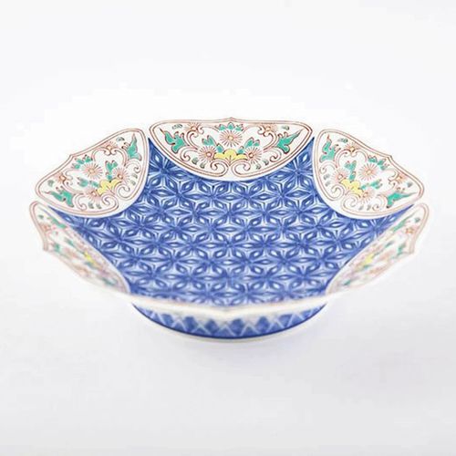 S-3659



賞美堂本店
色鍋島麻の葉地紋皿