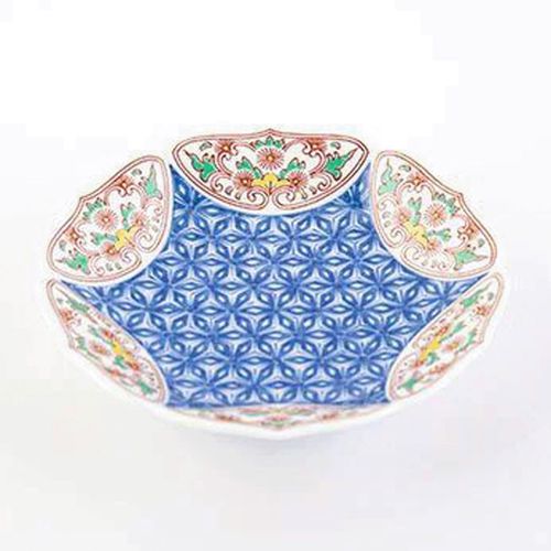 S-1648



賞美堂本店
小皿 色鍋島麻の葉地紋桔梗縁