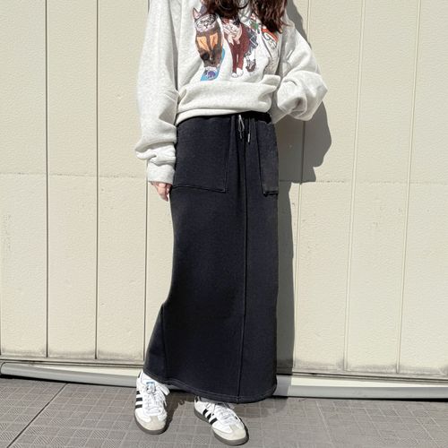 ブルーベル
cloche 裏起毛Iラインスカート